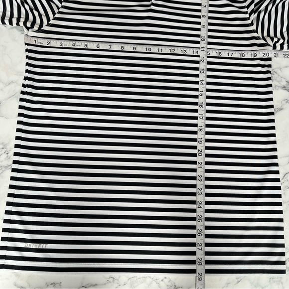 Nike Dri-FIT Victory Men's Striped Golf Polo Black White Stripe Size Medium - Picture 11 of 11